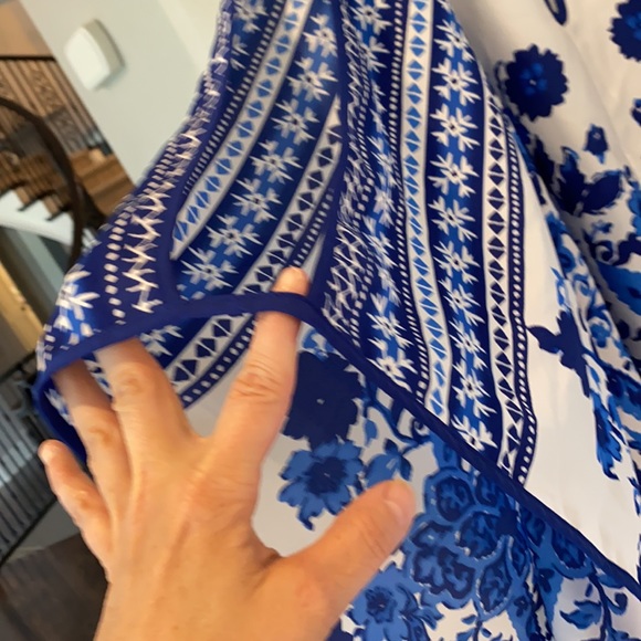 Venus flowy top - Picture 6 of 8